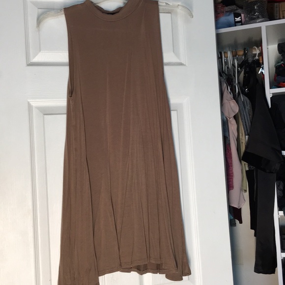 Nude dress - Picture 3 of 3